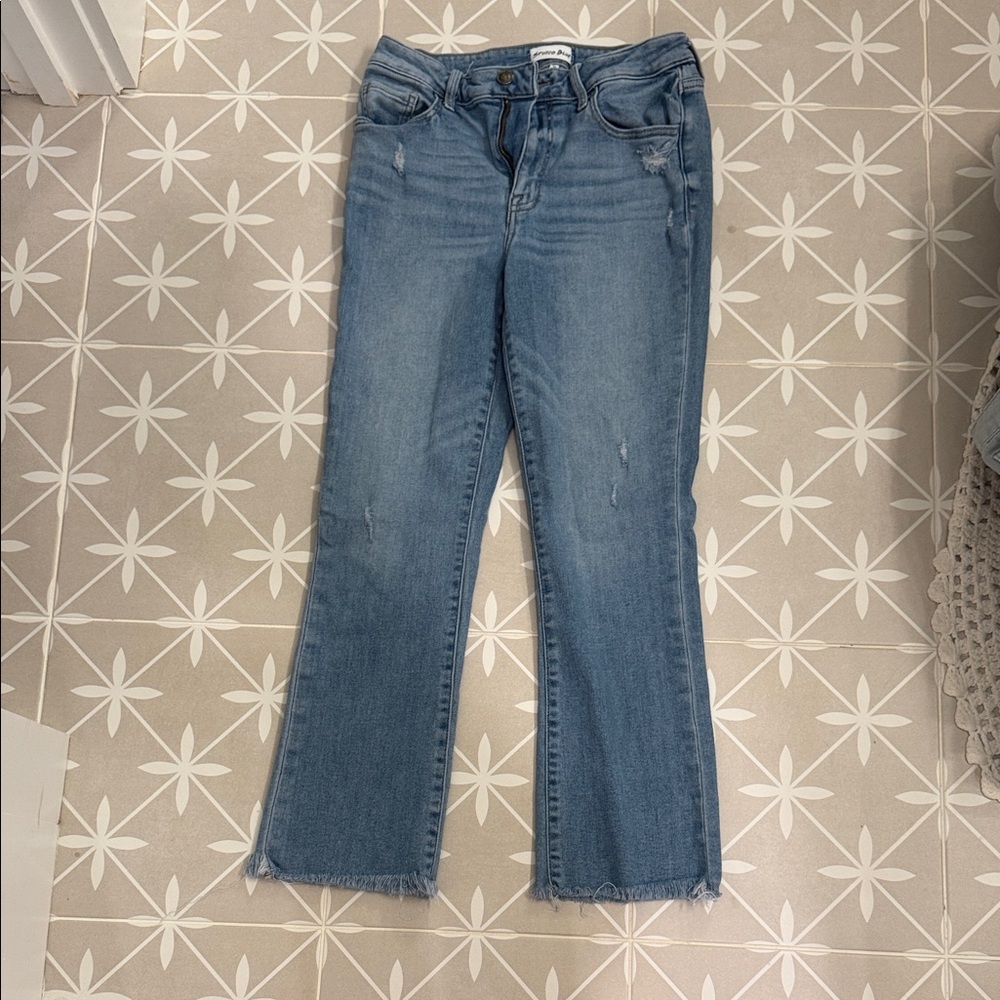 Women's Straight Leg Jeans in Classic Blue